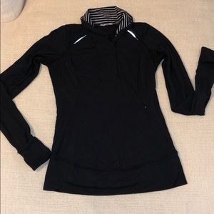 Lululemon black quarter zip pullover